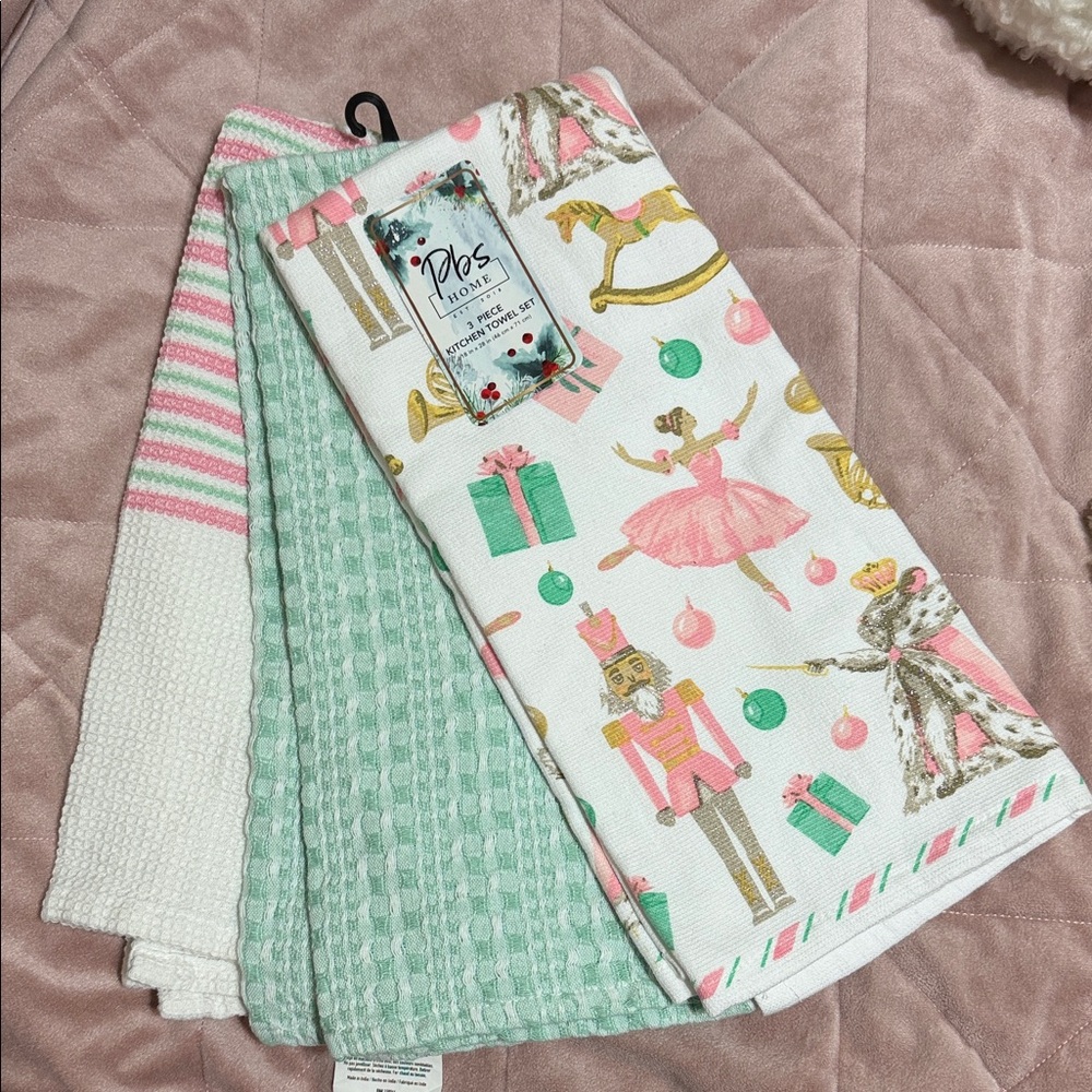 Holiday Ballet and Nutcracker Kitchen Towels Set